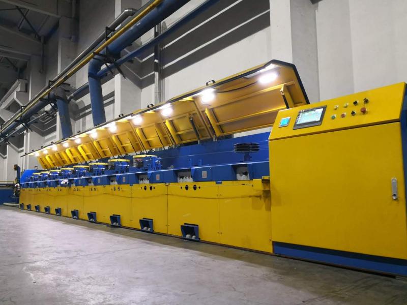 伺服直連拉絲機